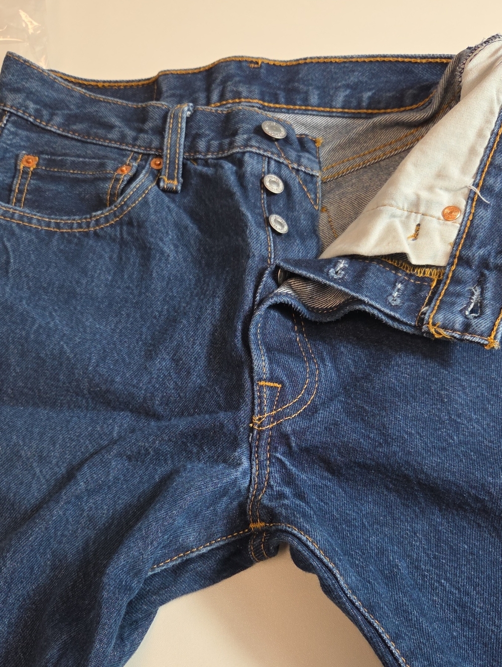 Classic Dark Blue 501 Levis Men's Jeans - Picture 7 of 10